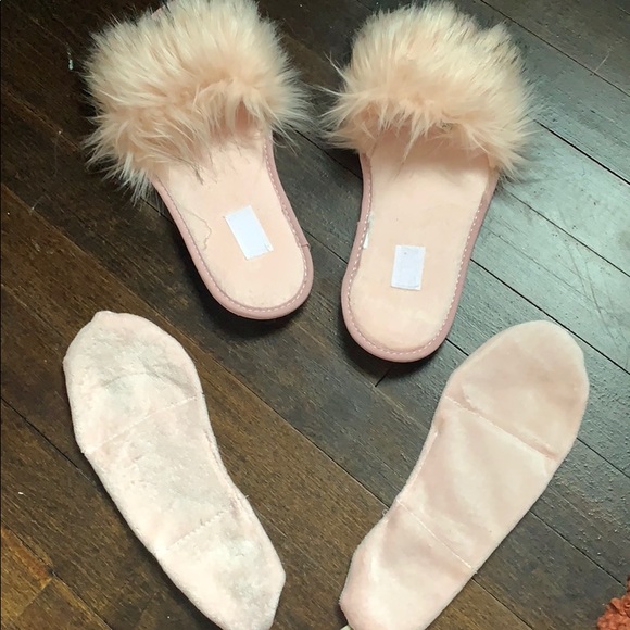 Fuzzy Slippers with Warming Insoles - Picture 2 of 3